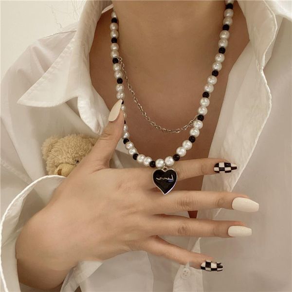 pendant necklaces 2021 trendy letter black drip glazed love heart imitaiton pearl necklace for women silver color chain jewelry gifts
pendant necklaces 2021 trendy letter black drip glazed love heart imitaiton pearl necklace for women silver color chain jewelry gifts