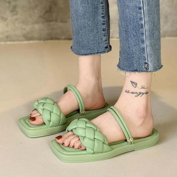 slippers summer flat women sandals fashion plaid weave 2021 casual beach solid color slides, Black
slippers summer flat women sandals fashion plaid weave 2021 casual beach solid color slides, Black