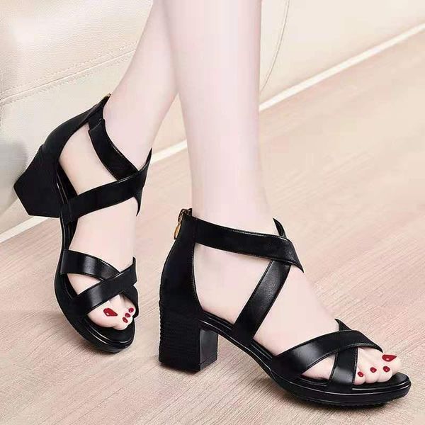 sandals 2021 soft woman,summer gladiator shoes,comfortable block high heels for mum,open toe,cross strap,black,drop
sandals 2021 soft woman,summer gladiator shoes,comfortable block high heels for mum,open toe,cross strap,black,drop