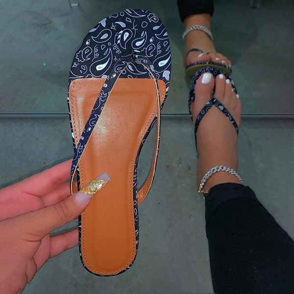 summer fashion women's slippers candy color clip toe no-slip women flip flops outdoor ladies beach flat, Black
summer fashion women's slippers candy color clip toe no-slip women flip flops outdoor ladies beach flat, Black