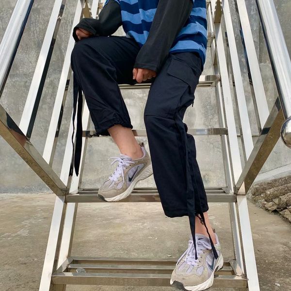 streetwear grunge fashion breech shredded jeans loose brem pants straight 90s high-waisted indie style, Blue
streetwear grunge fashion breech shredded jeans loose brem pants straight 90s high-waisted indie style, Blue