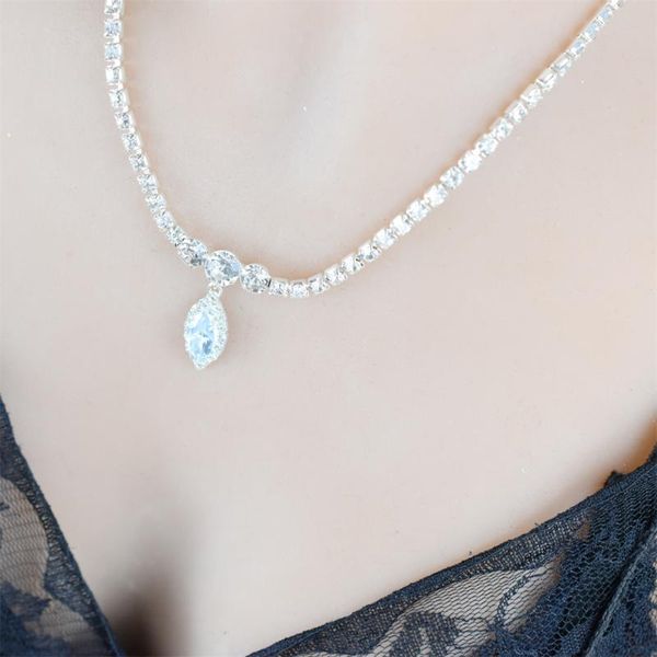 earrings & necklace shine zircon pendant cryst ear ring set simple niche design bridal rhinestone jewelry wedding evening dress accessories, Silver
earrings & necklace shine zircon pendant cryst ear ring set simple niche design bridal rhinestone jewelry wedding evening dress accessories, Silver