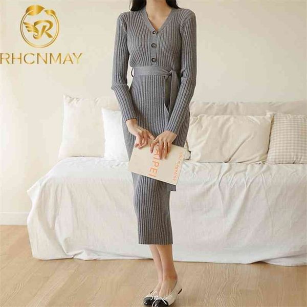 style in autumn and winter women's dress slim strip texture temperament v-neck tight fitting hip wrap mid length 210520, Black;gray
style in autumn and winter women's dress slim strip texture temperament v-neck tight fitting hip wrap mid length 210520, Black;gray