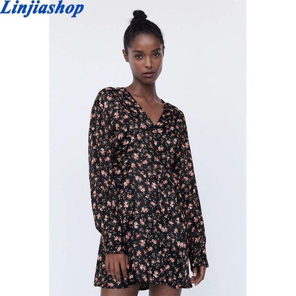 casual dresses summer women vintage mini dress long sleeve v-neck floral print fashion pleated female elegant a-line, Black;gray
casual dresses summer women vintage mini dress long sleeve v-neck floral print fashion pleated female elegant a-line, Black;gray