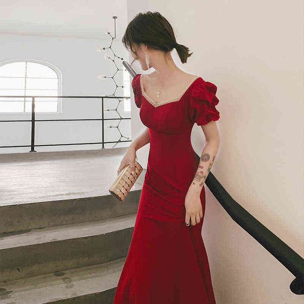luxury street style dresses fishtail wine red bride wedding toast 2021 back door can be worn in autumn, Black;pink
luxury street style dresses fishtail wine red bride wedding toast 2021 back door can be worn in autumn, Black;pink
