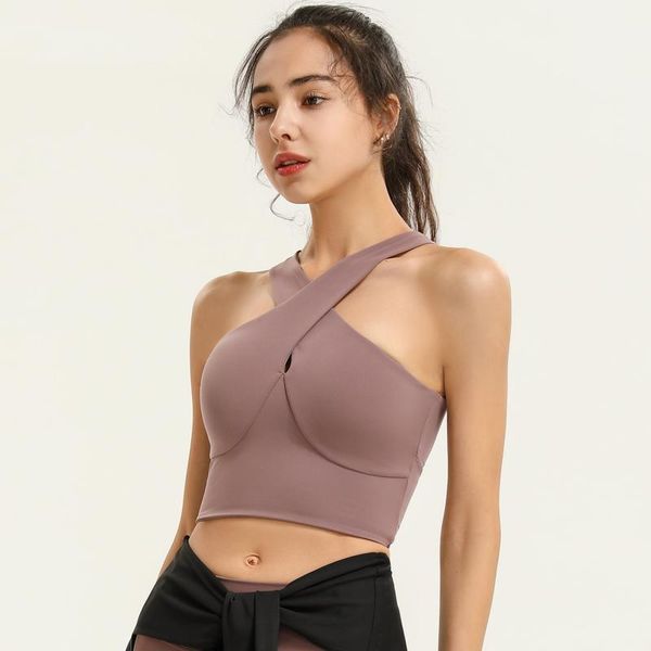 yoga outfit stretch nylon fabric breathable sports underwear women bra solid color back gym outdoor exercise clothes
yoga outfit stretch nylon fabric breathable sports underwear women bra solid color back gym outdoor exercise clothes