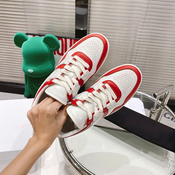designer fashion couple casual white shoes classic line stitching color retro shoe velcro logo echoes soft grain cowhide fashion catwalk sty, Black
designer fashion couple casual white shoes classic line stitching color retro shoe velcro logo echoes soft grain cowhide fashion catwalk sty, Black