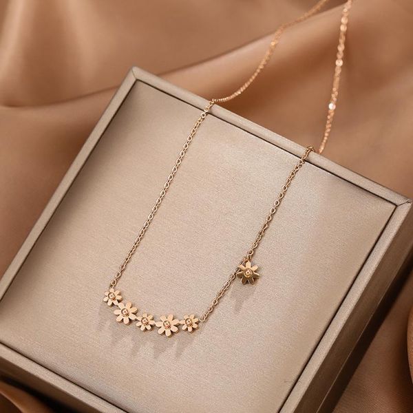 chains ms fashion temperament metal the daisy chain necklace clavicle, personality, contracted girl pendant jewelry party, Silver
chains ms fashion temperament metal the daisy chain necklace clavicle, personality, contracted girl pendant jewelry party, Silver