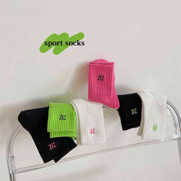 3pairs pack 1-8 year 2022 spring alphabet embroidery sports socks cotton breathable boys and girls basketball socks g220223, Pink;yellow
3pairs pack 1-8 year 2022 spring alphabet embroidery sports socks cotton breathable boys and girls basketball socks g220223, Pink;yellow