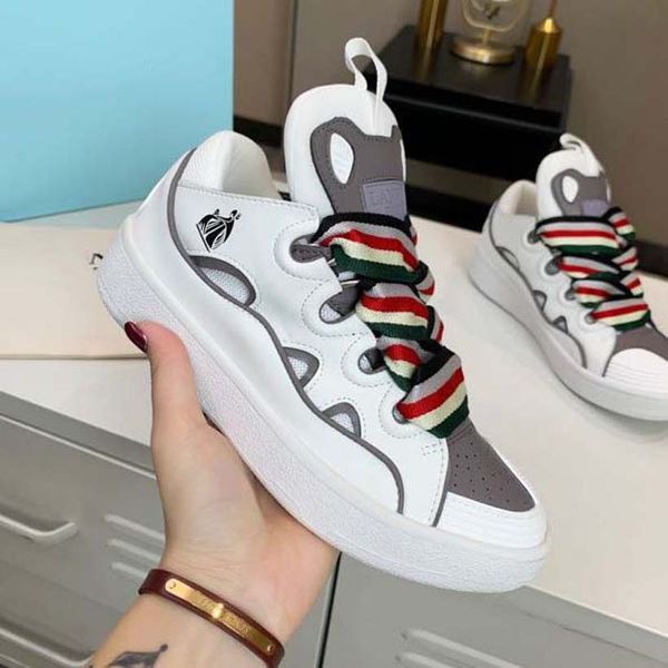 luxury designer shoes men women running sneakers exquisite and comfortable leather fabric increase constructed in five parts purple with box, Black
luxury designer shoes men women running sneakers exquisite and comfortable leather fabric increase constructed in five parts purple with box, Black