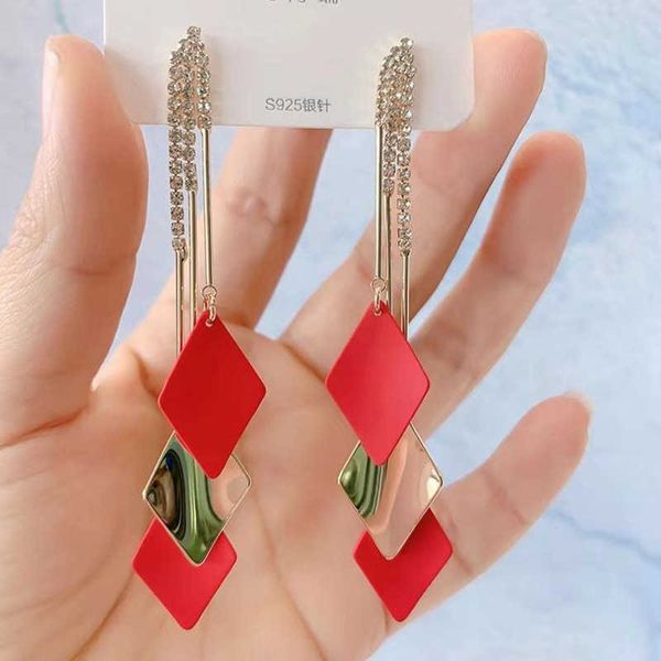 ladies fashion long geometric pendant tassel earrings alloy diamond earrings fashion jewelry gc345, Silver
ladies fashion long geometric pendant tassel earrings alloy diamond earrings fashion jewelry gc345, Silver