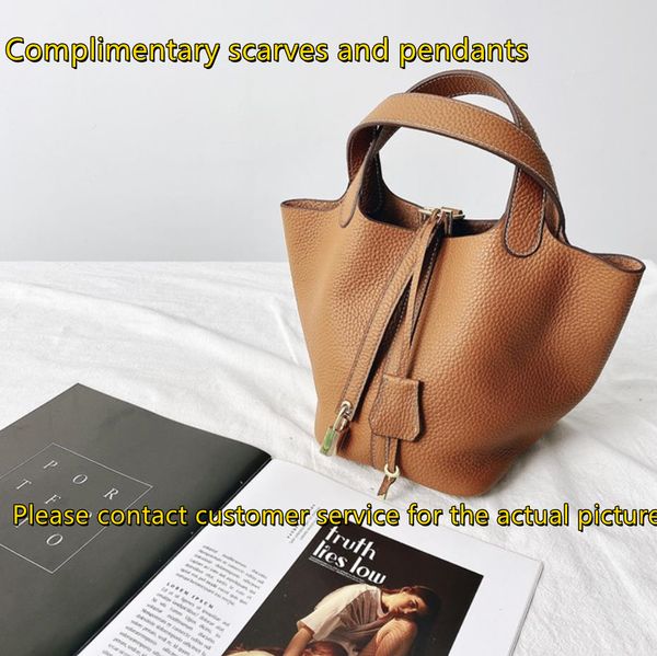 2021 design women bag versatile single shoulder texture bucket multifunction vegetable basket handbag carry mini leather cowhide
2021 design women bag versatile single shoulder texture bucket multifunction vegetable basket handbag carry mini leather cowhide