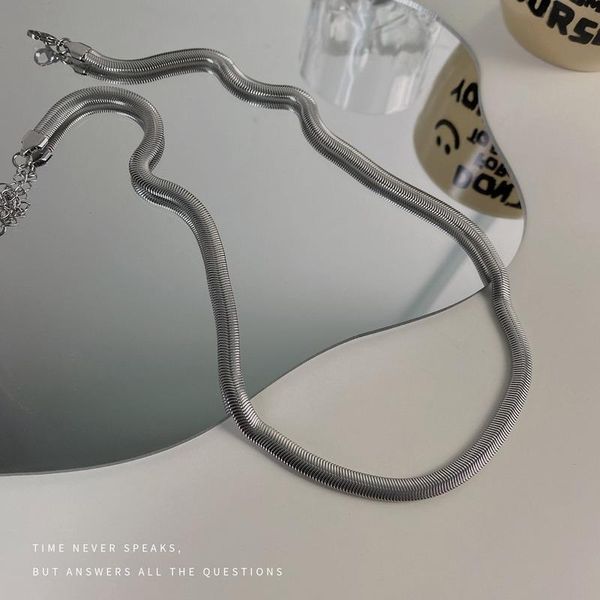 chains snake bone necklace woman simple necklaces lady chain pendant jewelry silver color vintage kpop stainless collares
chains snake bone necklace woman simple necklaces lady chain pendant jewelry silver color vintage kpop stainless collares
