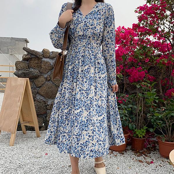 casual dresses 2021 korean fashion women dress plus size 5xl female v neck long sleeve floral print beach maxi clothing, Black;gray
casual dresses 2021 korean fashion women dress plus size 5xl female v neck long sleeve floral print beach maxi clothing, Black;gray