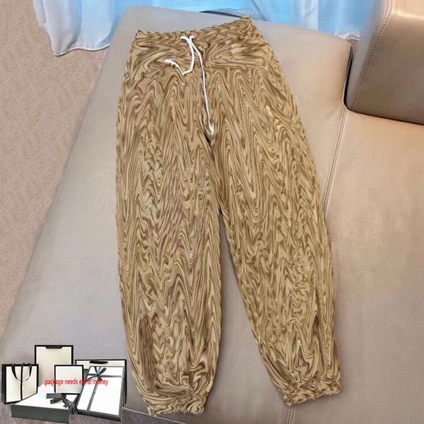 2021 men fashion pants hip hop sweatpants lightweight elastic jogger trousers casual breathable sport jogging pant, Black
2021 men fashion pants hip hop sweatpants lightweight elastic jogger trousers casual breathable sport jogging pant, Black