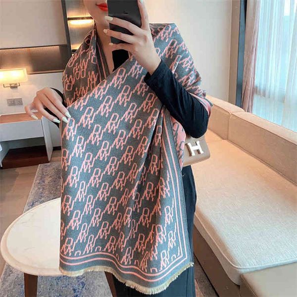 hat scarf glove set wind autumn and winter imitation cashmere women's printed tassel warm shawl for students lovers, Blue;gray
hat scarf glove set wind autumn and winter imitation cashmere women's printed tassel warm shawl for students lovers, Blue;gray