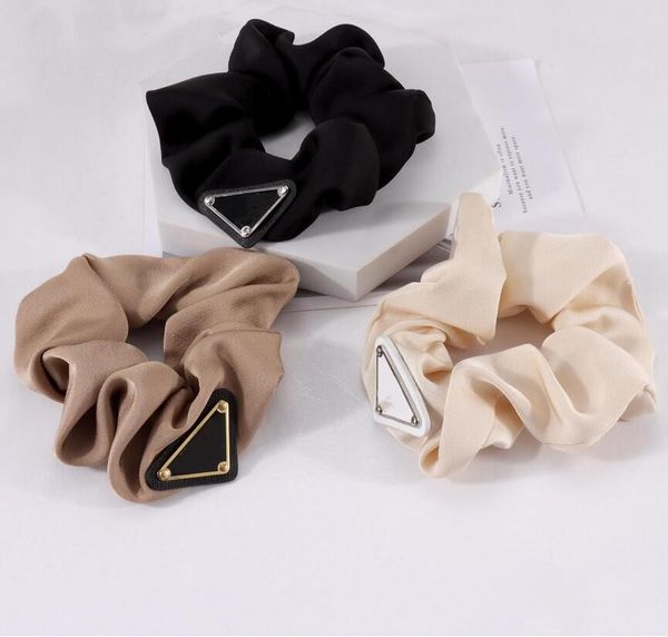 2021 european and american letters hair rope triangle satin high-end versatile fashion personality ponytail headdress women, Pink
2021 european and american letters hair rope triangle satin high-end versatile fashion personality ponytail headdress women, Pink