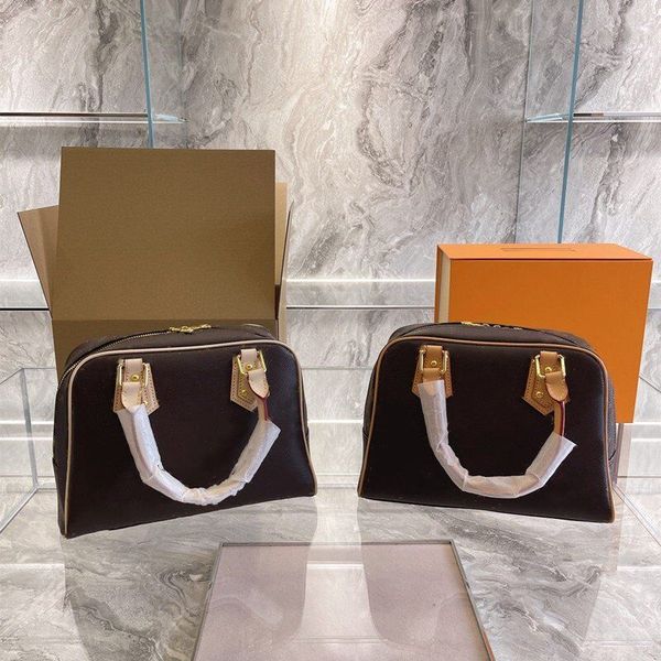 high-quality leather bag brown classic printing handbags patckwork shoulder bags zipper closure ladies handbag with two flap pockets
high-quality leather bag brown classic printing handbags patckwork shoulder bags zipper closure ladies handbag with two flap pockets