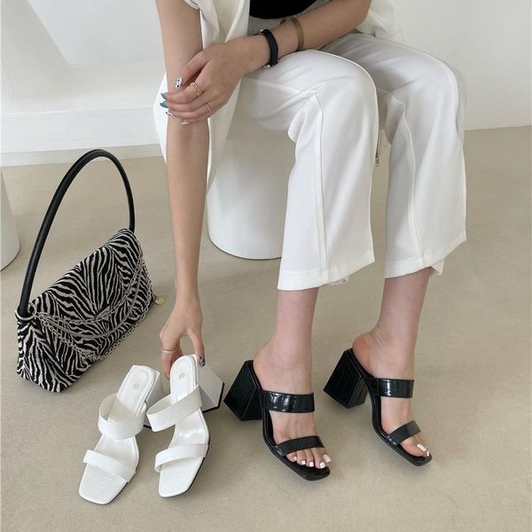 slippers simple square head handsome sandals and women 2021 summer style with all-match high-heel shoes, Black
slippers simple square head handsome sandals and women 2021 summer style with all-match high-heel shoes, Black