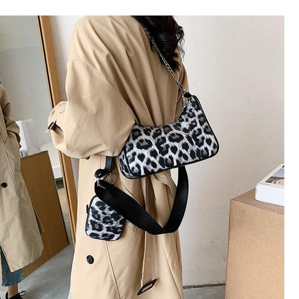 fashion 2sets small quality pu leather half moon bags for women 2021 tend shoulder handbags woman travel bag evening
fashion 2sets small quality pu leather half moon bags for women 2021 tend shoulder handbags woman travel bag evening