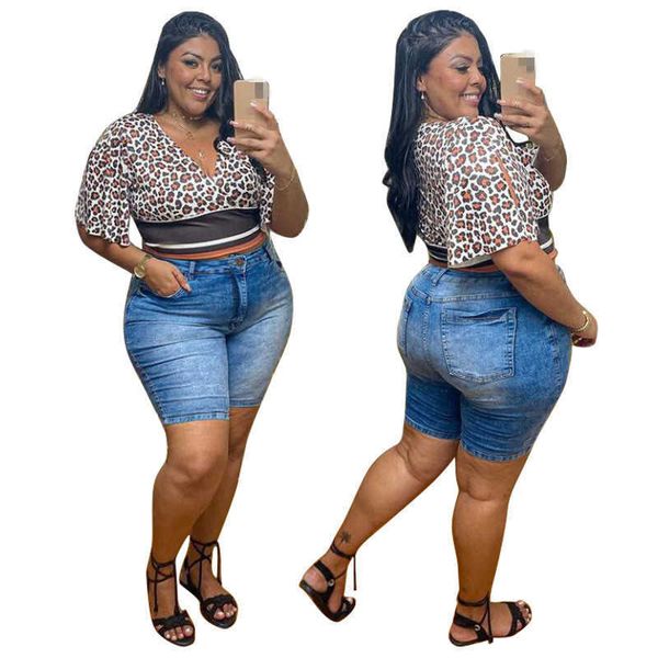 r12690s plus size 4xl women's new european and american leopard print big size v neck short sleeves top, Black;white
r12690s plus size 4xl women's new european and american leopard print big size v neck short sleeves top, Black;white