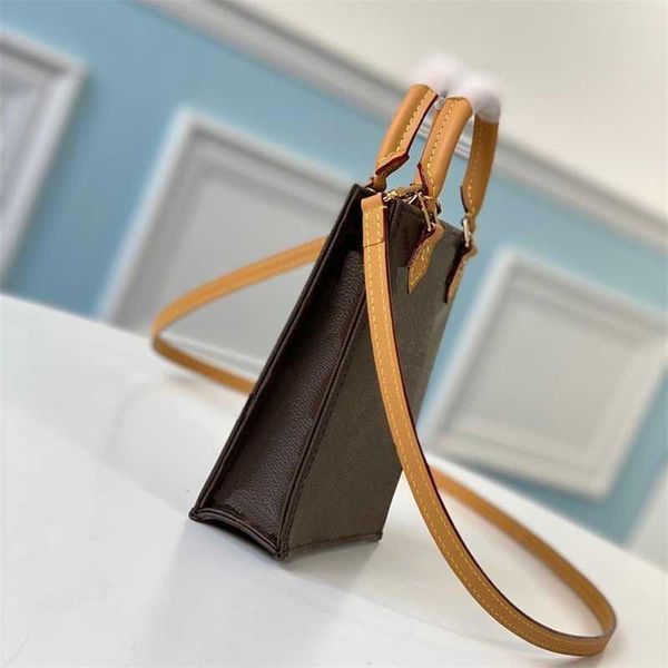 designer 2021 new mini clutch bag fashion lady printing one shoulder messenger handbag classic shopping wallet
designer 2021 new mini clutch bag fashion lady printing one shoulder messenger handbag classic shopping wallet