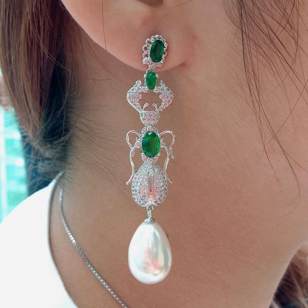 yygem green cz pave insect stud earrings teardrop white sea shell pearl party jewelry accessories cute pearlfor women, Golden;silver
yygem green cz pave insect stud earrings teardrop white sea shell pearl party jewelry accessories cute pearlfor women, Golden;silver
