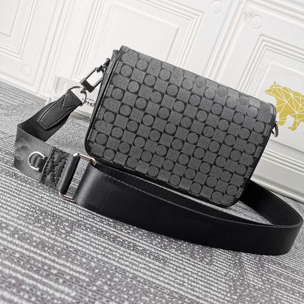 2022 classic 3d canvas designer checked single shoulder bags shoulder strap detachable travel leisure postman bag 50013
2022 classic 3d canvas designer checked single shoulder bags shoulder strap detachable travel leisure postman bag 50013