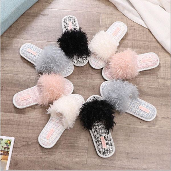 slippers style maomao outer wear slipper female indoor non-slip household fashion han edition autumn and winter plush, Black
slippers style maomao outer wear slipper female indoor non-slip household fashion han edition autumn and winter plush, Black
