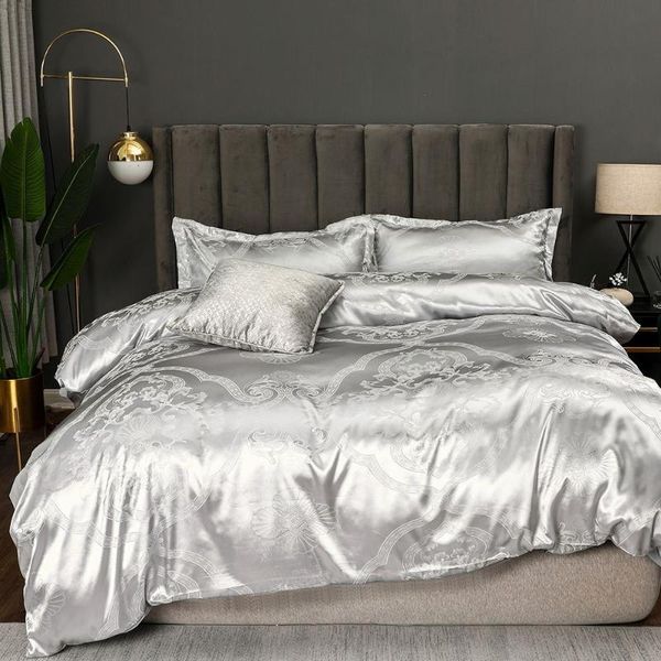 bedding sets jacquard duvet cover set king size luxury ropa de cama conjunto silver color bed linen for double beds
bedding sets jacquard duvet cover set king size luxury ropa de cama conjunto silver color bed linen for double beds
