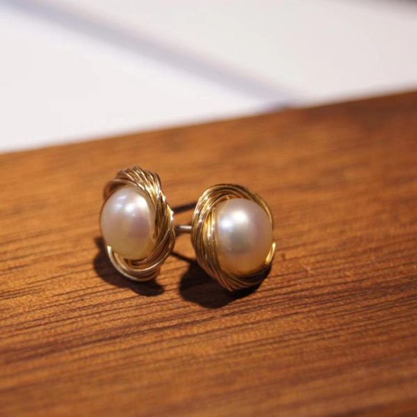 stud handmade women earrings with 9-10mm natural fresh-water pearl,real pearl stud-earrings classic design for wedding party decor, Golden;silver
stud handmade women earrings with 9-10mm natural fresh-water pearl,real pearl stud-earrings classic design for wedding party decor, Golden;silver