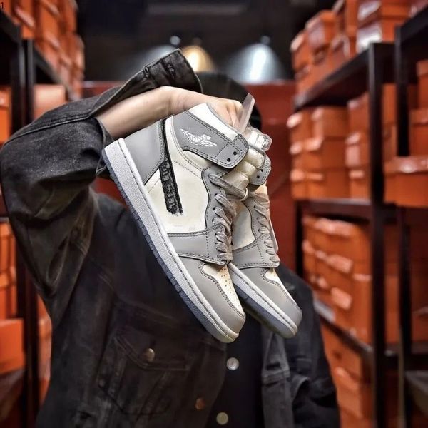 launched in 2021, anniversary collaboration grey and white french fashion style label kim jones shoe size mjjj003, Black
launched in 2021, anniversary collaboration grey and white french fashion style label kim jones shoe size mjjj003, Black