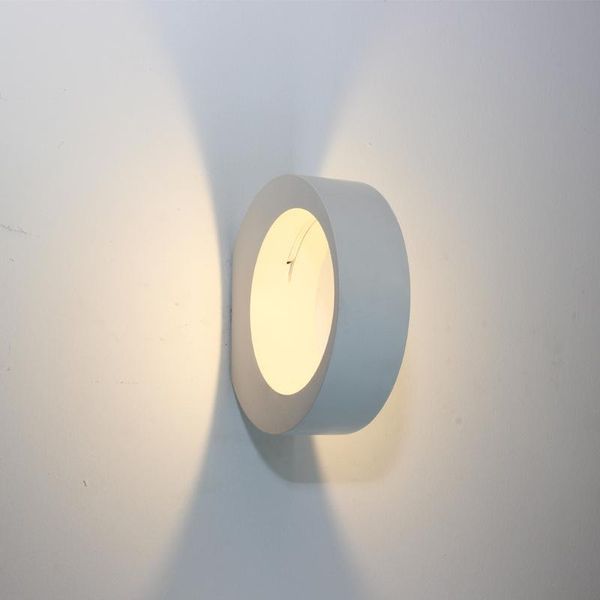 outdoor wall lamps ac 220v bedside sconces modern indoor led creative aluminum lights bedroom lamp decoration light
outdoor wall lamps ac 220v bedside sconces modern indoor led creative aluminum lights bedroom lamp decoration light