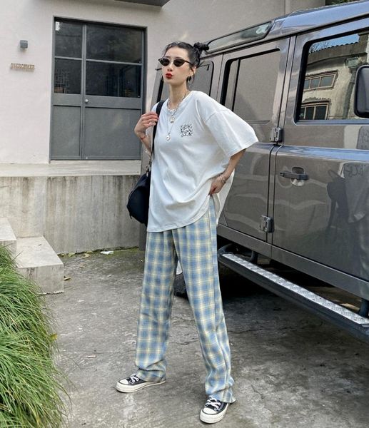 women's pants & capris 2021 summer girl's fashion tall waist blue plaid loose straight mop wide-legged leisure long checked trouse, Black;white
women's pants & capris 2021 summer girl's fashion tall waist blue plaid loose straight mop wide-legged leisure long checked trouse, Black;white