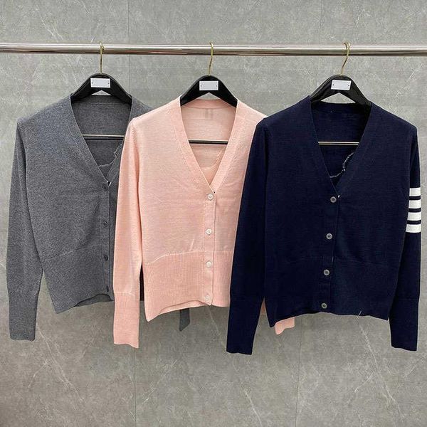 women's knits & tees 2021 fashion brand sweaters women slim v-neck cardigan clothing wool cotton puppy pattern spring autumn casual coa, White
women's knits & tees 2021 fashion brand sweaters women slim v-neck cardigan clothing wool cotton puppy pattern spring autumn casual coa, White