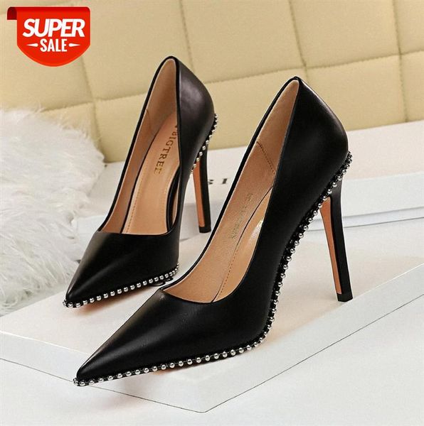 1829-3 european and american fashion nightclub was thin high heels women's shoes stiletto shallow mouth pointed rivet single #ha6r
1829-3 european and american fashion nightclub was thin high heels women's shoes stiletto shallow mouth pointed rivet single #ha6r
