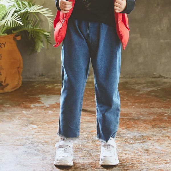 girl's tide fan harun jeans children's loose casual medium waist trousers wear raw edge fashionable pants, Blue
girl's tide fan harun jeans children's loose casual medium waist trousers wear raw edge fashionable pants, Blue