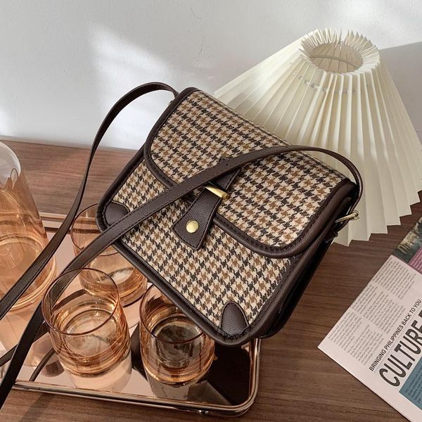 borse a tracolla in pelle con griglia per donna 2021 inverno moda trend e portamonete marchio borsa mano cross body
borse a tracolla in pelle con griglia per donna 2021 inverno moda trend e portamonete marchio borsa mano cross body