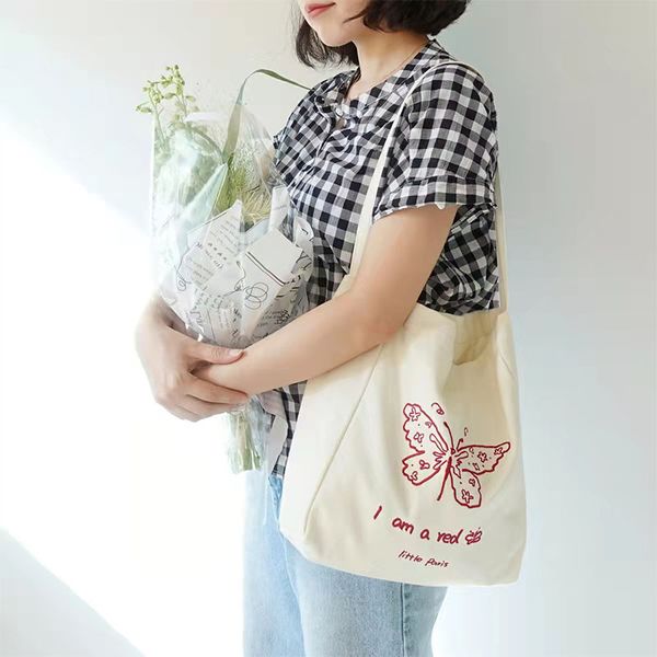 shopping bags 2021 winter handbag women new korean version large capacity embroidery one-shoulder tote bag
shopping bags 2021 winter handbag women new korean version large capacity embroidery one-shoulder tote bag