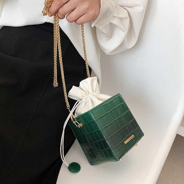 evening bags stone pattern mini box design pu leather crossbody for women 2021 luxury chain shoulder handbags ladies lipstick purses
evening bags stone pattern mini box design pu leather crossbody for women 2021 luxury chain shoulder handbags ladies lipstick purses