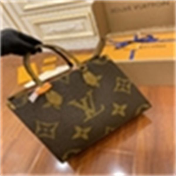 clutches brand cross designer luxury handles shoulder 45039 tote women body bag handbags evening iconic w3g1
clutches brand cross designer luxury handles shoulder 45039 tote women body bag handbags evening iconic w3g1
