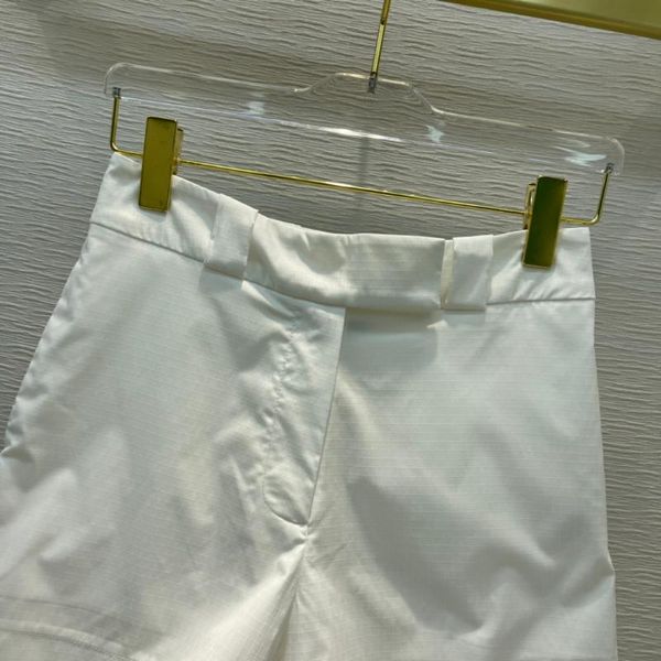 women's shorts high-end solid casual for women side red striped sport high waist slim lady winter 2021, White;black
women's shorts high-end solid casual for women side red striped sport high waist slim lady winter 2021, White;black
