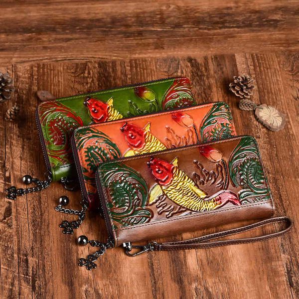 wallet cow leather embossed women's purse long hand bag pure color live broadcast, Red;black
wallet cow leather embossed women's purse long hand bag pure color live broadcast, Red;black
