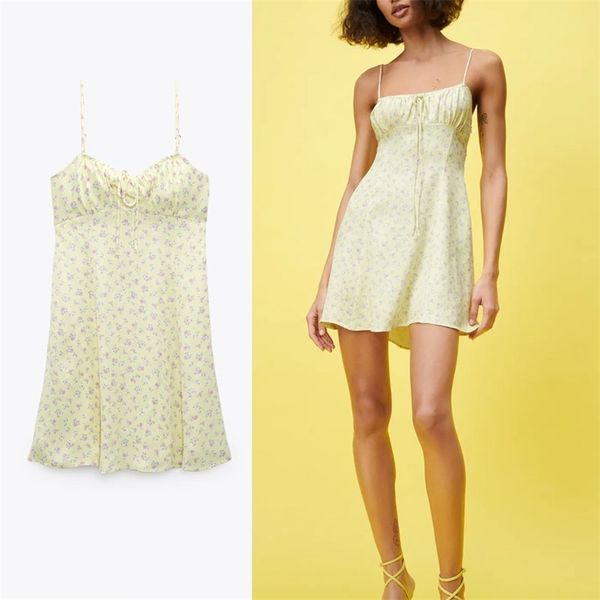 sleeveless spaghetti straps print mini dress women vintage satin yellow summer female chic smocked elastic es 210524, Black;gray
sleeveless spaghetti straps print mini dress women vintage satin yellow summer female chic smocked elastic es 210524, Black;gray