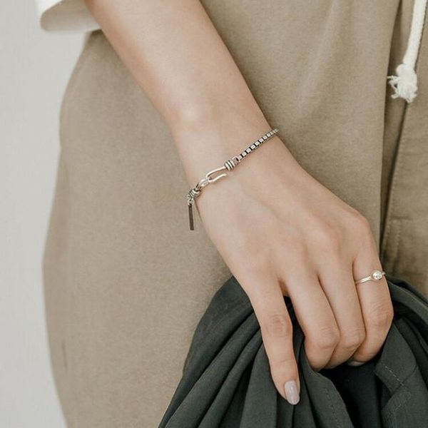 bangle di-117 retro distressed bracelet female simple temperament cold wind couple ins niche design sense, Black
bangle di-117 retro distressed bracelet female simple temperament cold wind couple ins niche design sense, Black
