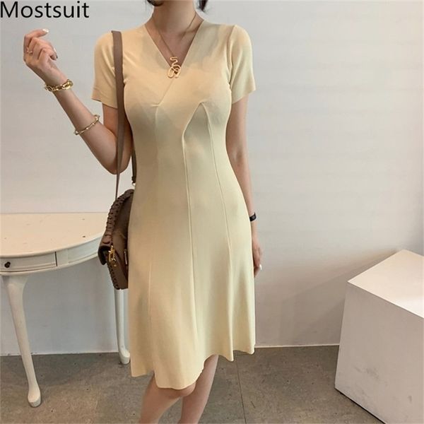 autumn korean knitted stylish women dress short sleeve v-neck a-line pleated dresses fashion elegant party vestidos femme 210513, Black;gray
autumn korean knitted stylish women dress short sleeve v-neck a-line pleated dresses fashion elegant party vestidos femme 210513, Black;gray