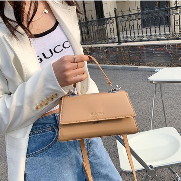 vintage shoulder crossbody messenger bags for women 2021 totes handbags bag purses lady luxury design high quality
vintage shoulder crossbody messenger bags for women 2021 totes handbags bag purses lady luxury design high quality
