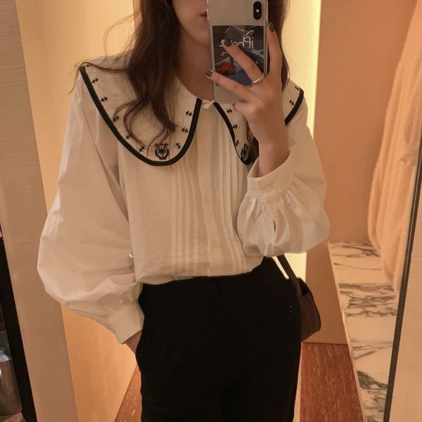 comelretro peter pan collar embroidery color matching single breasted loose all match pleated puff sleeve blouse women 210515, White
comelretro peter pan collar embroidery color matching single breasted loose all match pleated puff sleeve blouse women 210515, White