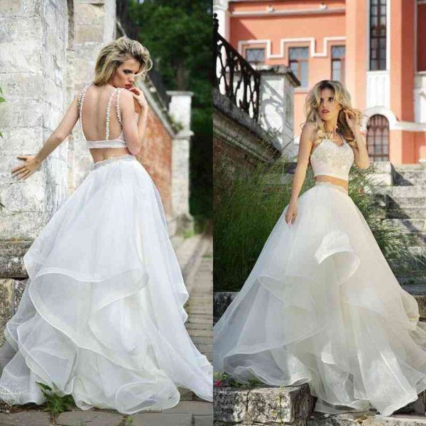 two pieces puffy wedding dress a line spaghetti straps backless bridal gowns crystals beading beach vestidos de fiesta, White
two pieces puffy wedding dress a line spaghetti straps backless bridal gowns crystals beading beach vestidos de fiesta, White