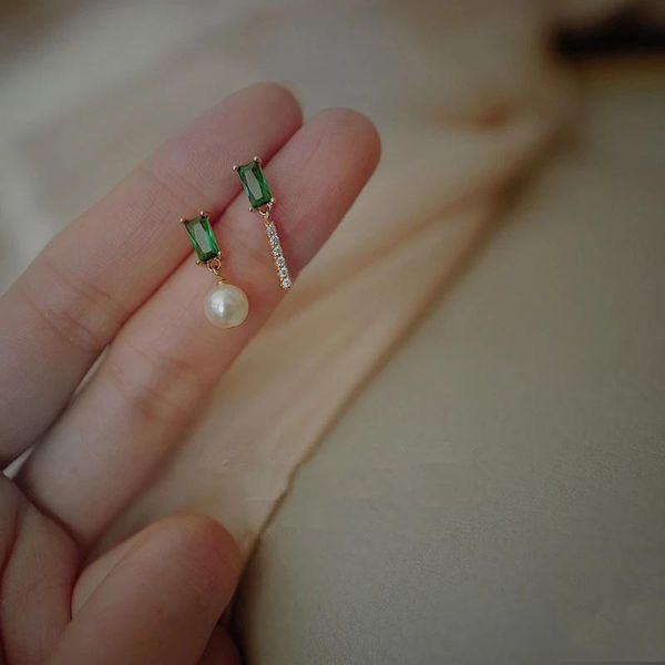 dangle & chandelier ventfille 925 sterling silver french simple emerald pearl earrings women light luxury temperament jewelry girlfriend gif
dangle & chandelier ventfille 925 sterling silver french simple emerald pearl earrings women light luxury temperament jewelry girlfriend gif